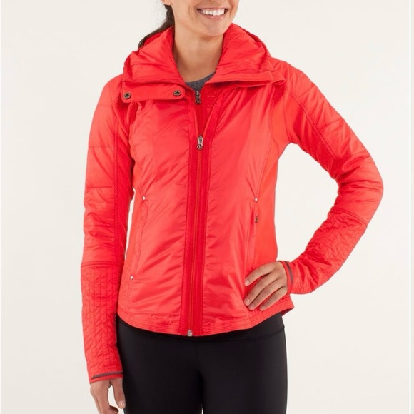Lululemon bundle up Jacket - Picture 1 of 9